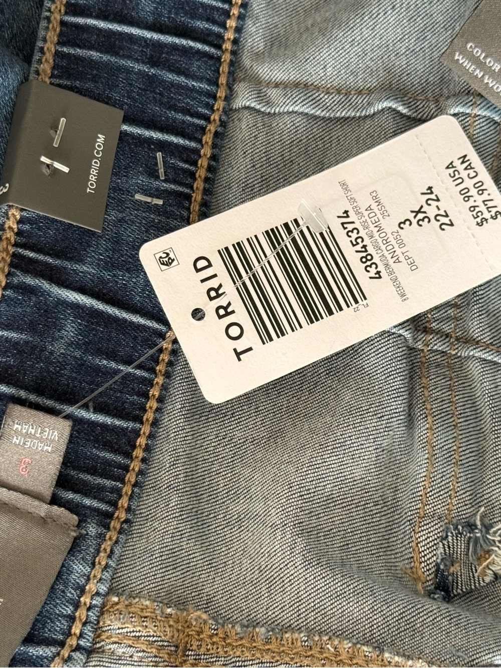 Torrid - 8'' Weekend Bermuda Blue Pull On Mid-Rise Drawstring Cargo Short - 3X - Picture 3 of 9